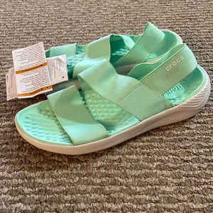 NWT Crocs literide stretch sandal women’s size 7